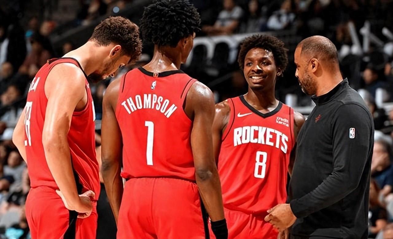 灰熊队客场扳平比分，引领比赛潮流的简单介绍