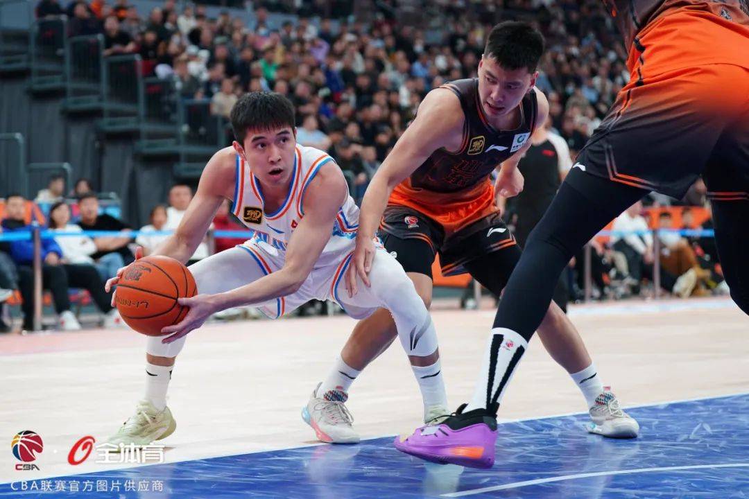 包含山东男篮再次被敌对球队击败,连败局面难以扭转的词条