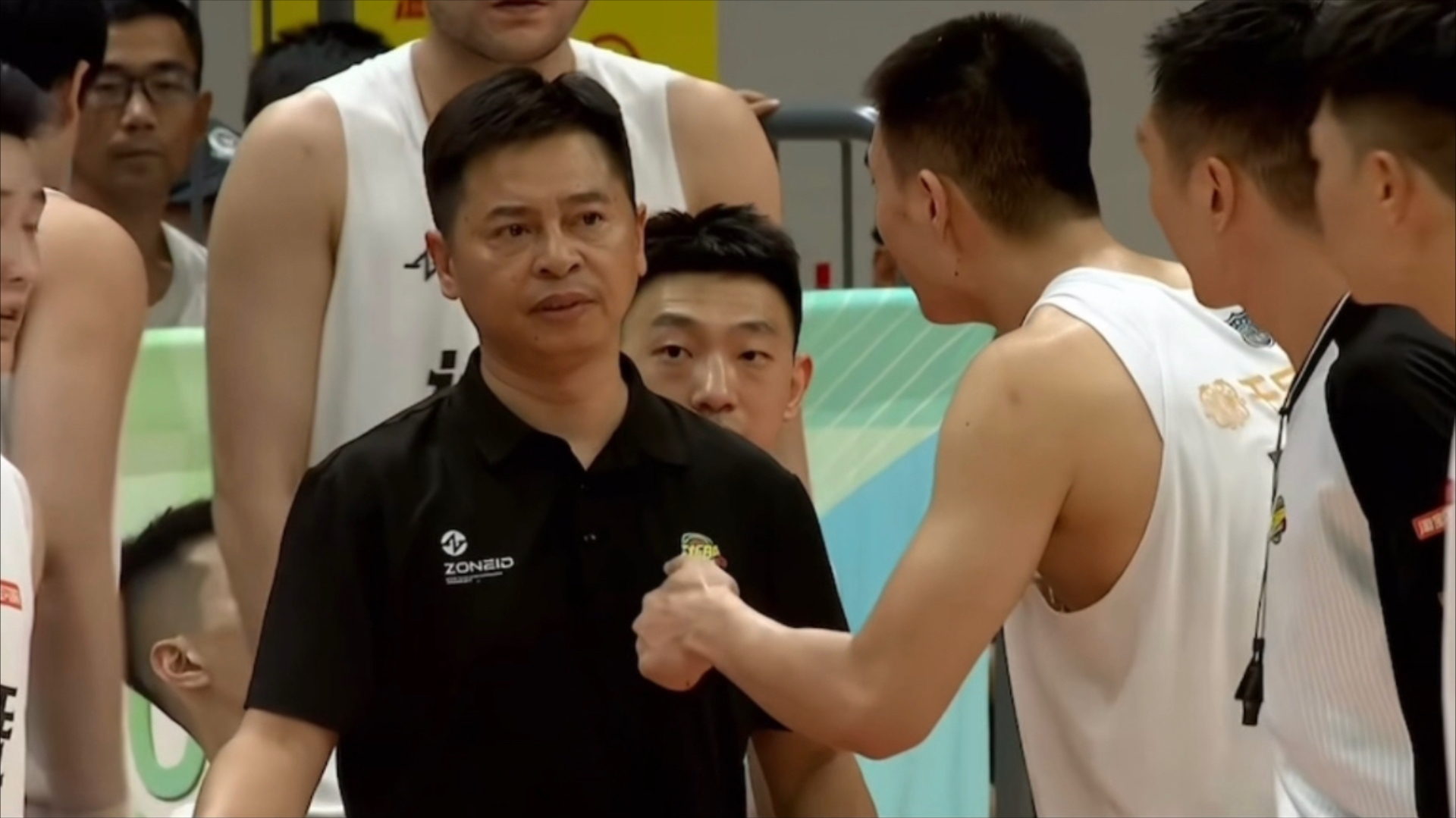 包含浙江球队士气高涨，备战迎新赛季的词条