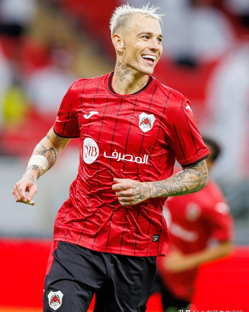 外援在比赛中展现出色表现,助球队取胜 外援在比赛中展现出色表现,助球队取胜